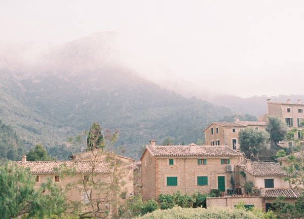 Lucy and Simon wedding at Belmond La Residencia, Deià, Mallorca